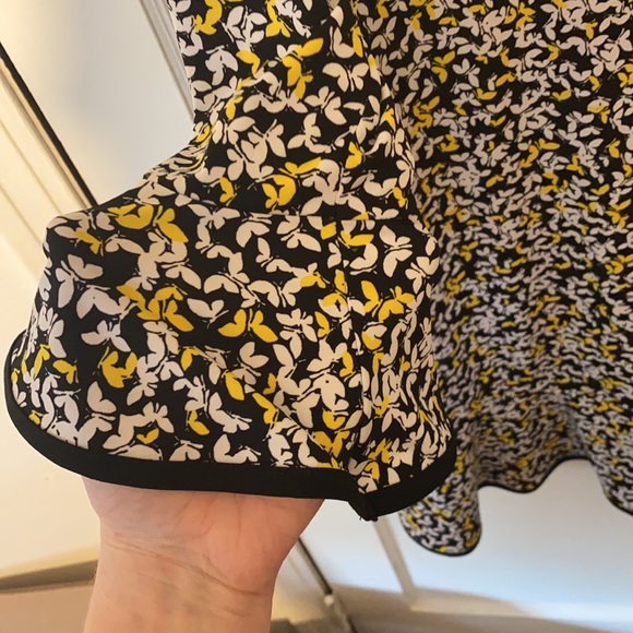 MICHAEL Michael Kors mini dress with butterflies long bell sleeves and V-neck - Picture 6 of 8